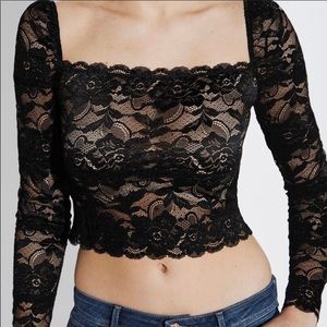 GUESS JET BLACK FLORAL LACE CROP TOP • Sz L • NWT